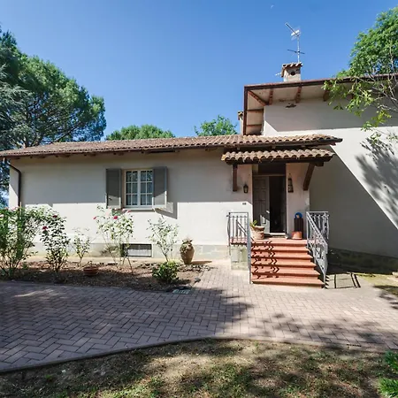 Poloturisticoumbria In Campagna Con Piscina