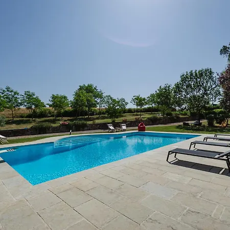 Poloturisticoumbria In Campagna Con Piscina