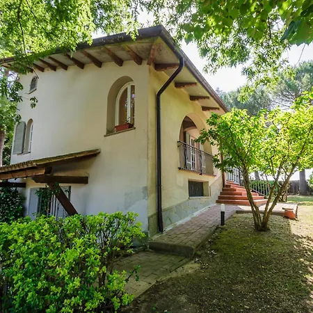 Villa Poloturisticoumbria In Campagna Con Piscina Calzolaro