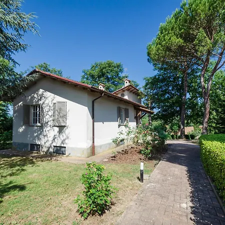 Poloturisticoumbria In Campagna Con Piscina